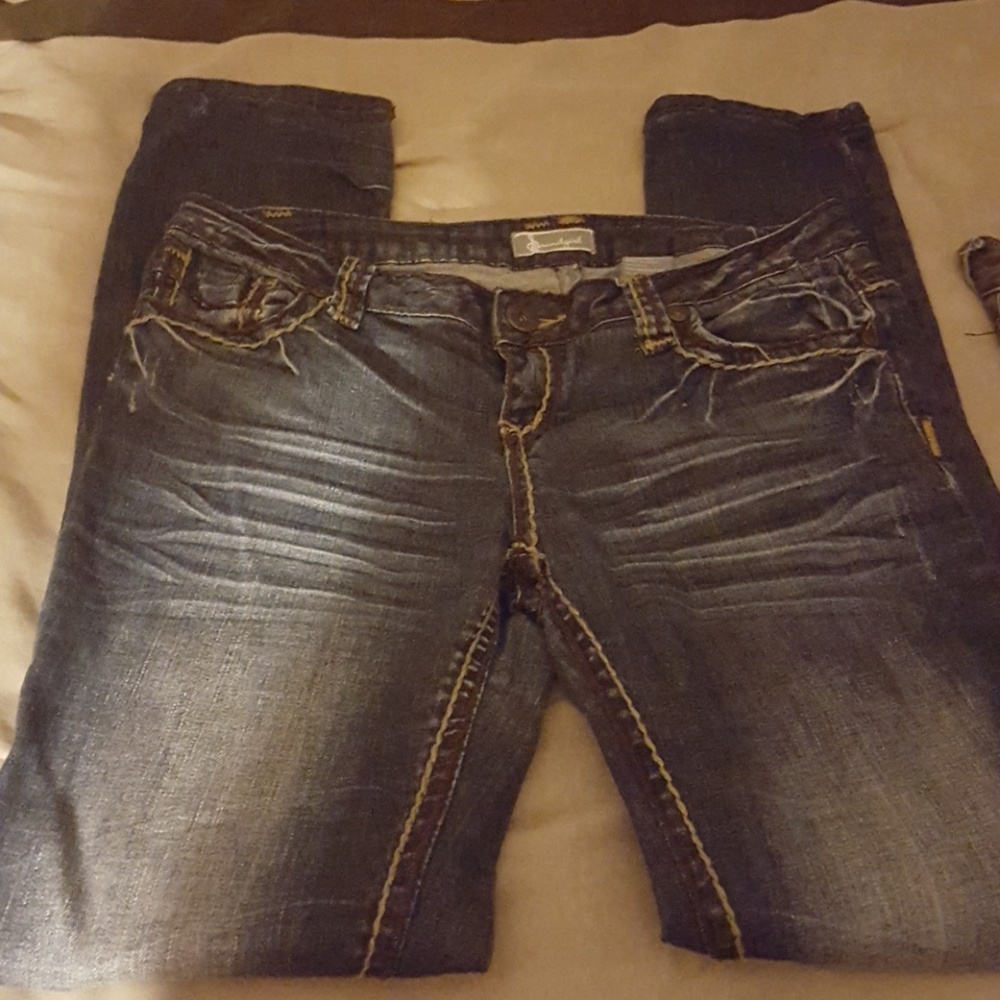 Jeans